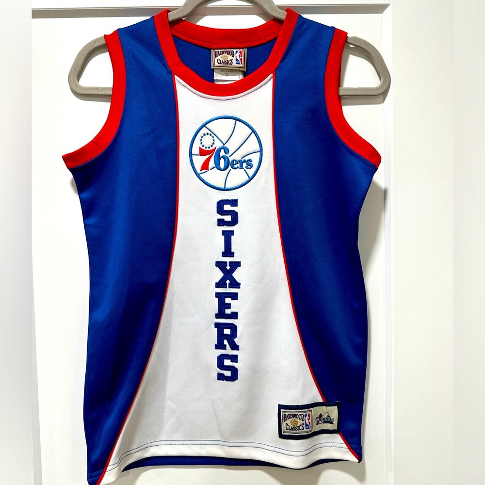 76ers jersey size M